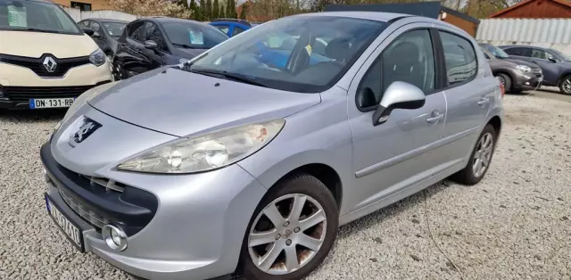 PEUGEOT 207 