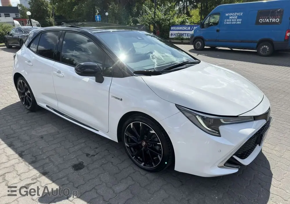 TOYOTA Corolla 2.0 Hybrid GR Sport