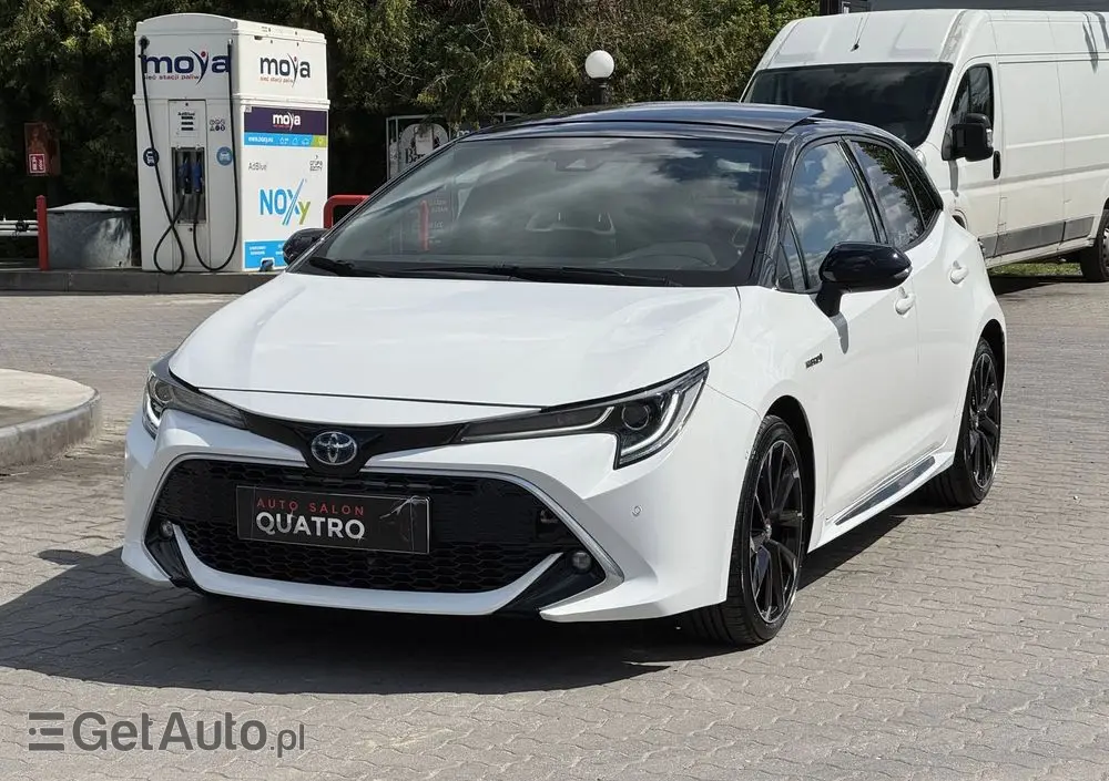 TOYOTA Corolla 2.0 Hybrid GR Sport