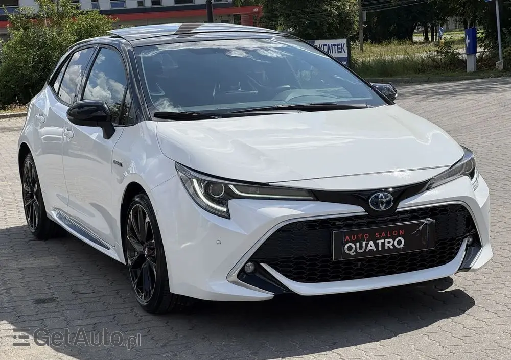 TOYOTA Corolla 2.0 Hybrid GR Sport