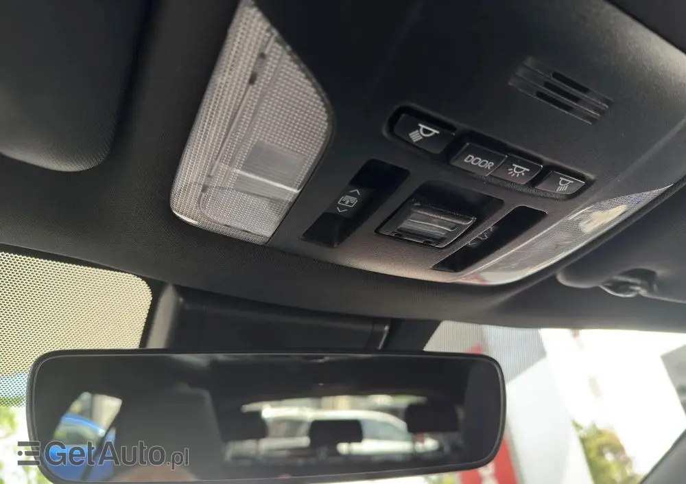 TOYOTA Corolla 2.0 Hybrid GR Sport