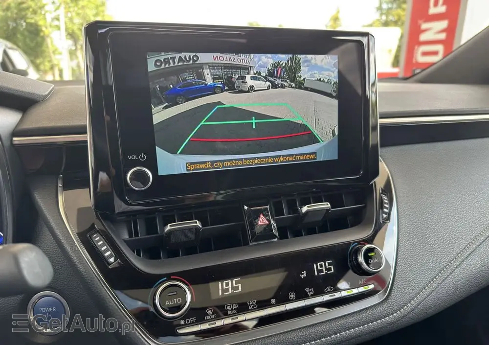 TOYOTA Corolla 2.0 Hybrid GR Sport