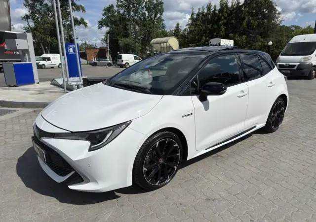 TOYOTA Corolla 2.0 Hybrid GR Sport