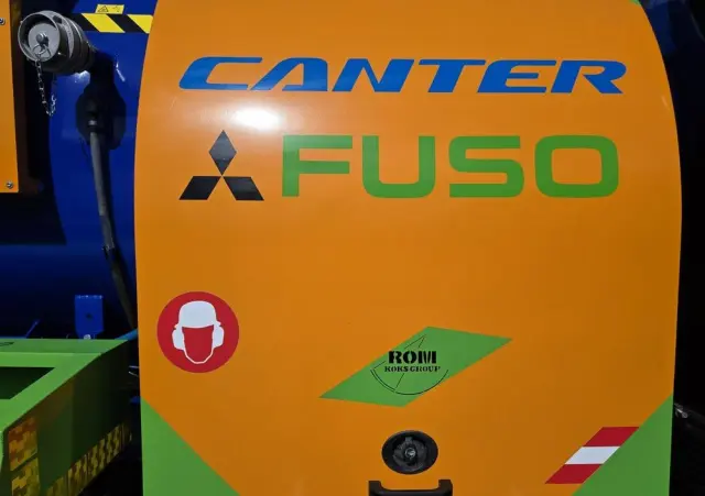 MITSUBISHI ROM SMART COMBI WUKO GORĄCA WODA DO CZYSZCZENIA KANAŁÓW 