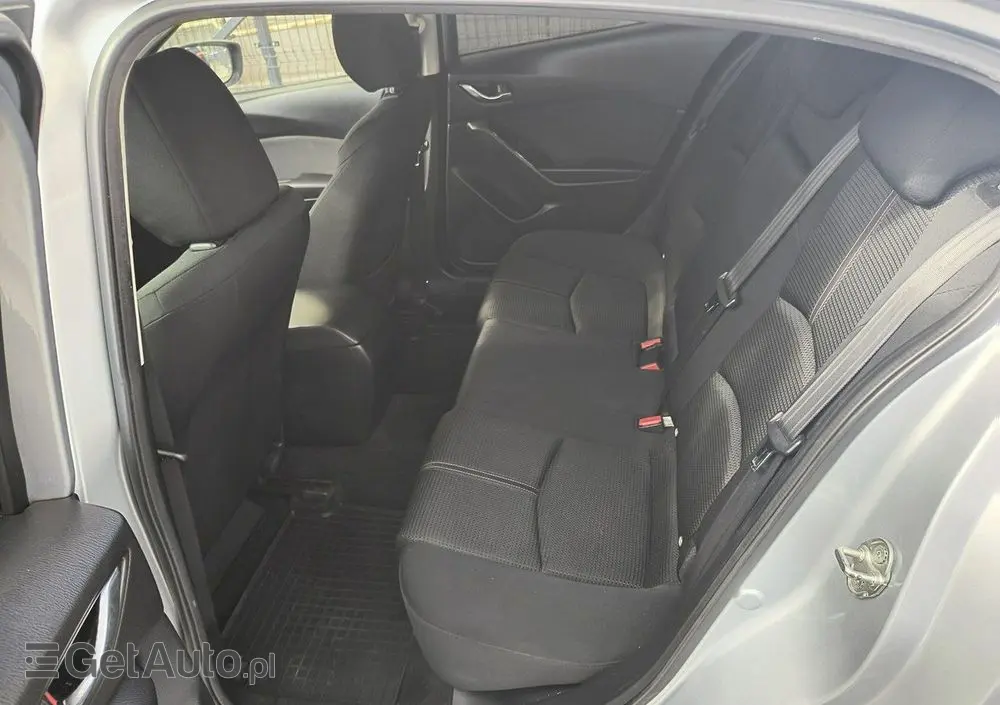 MAZDA 3 1.5 Skyenergy