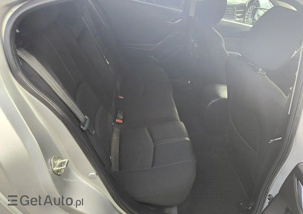 MAZDA 3 1.5 Skyenergy