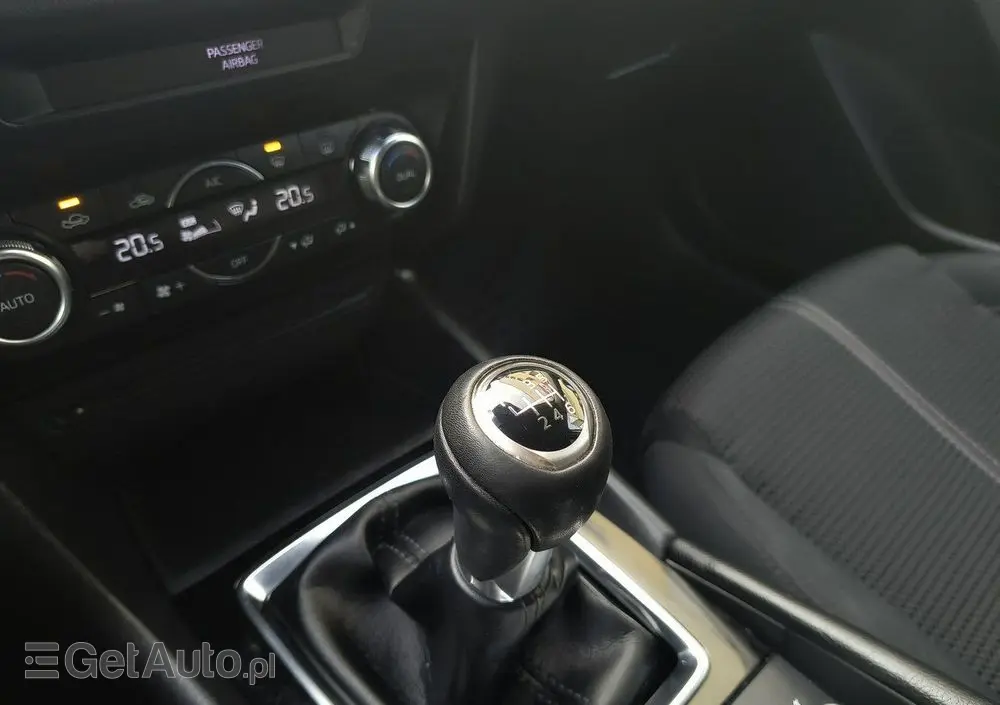 MAZDA 3 1.5 Skyenergy