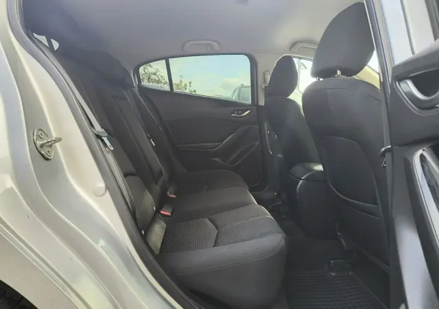 MAZDA 3 1.5 Skyenergy