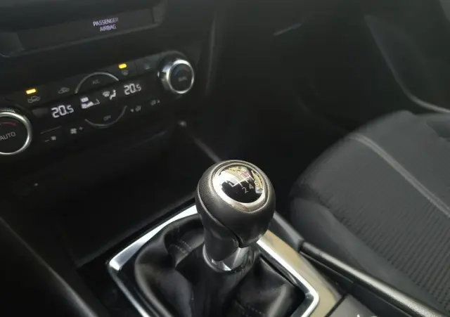 MAZDA 3 1.5 Skyenergy