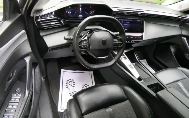 PEUGEOT 308 1.2 PureTech Allure S&S