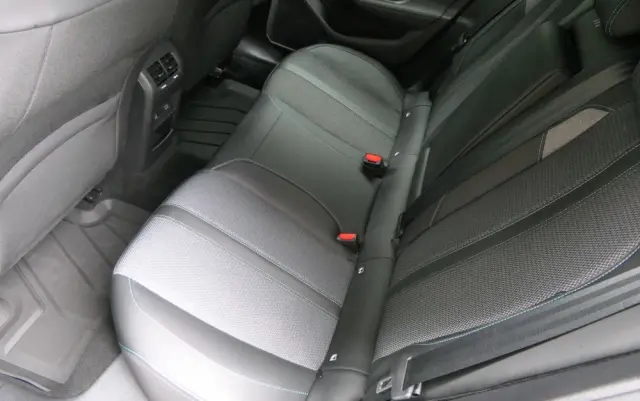 PEUGEOT 308 1.2 PureTech Allure S&S