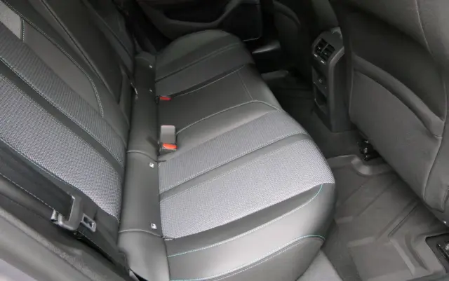 PEUGEOT 308 1.2 PureTech Allure S&S