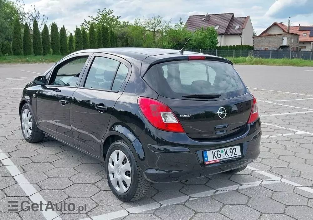 OPEL Corsa 1.2 16V Essentia