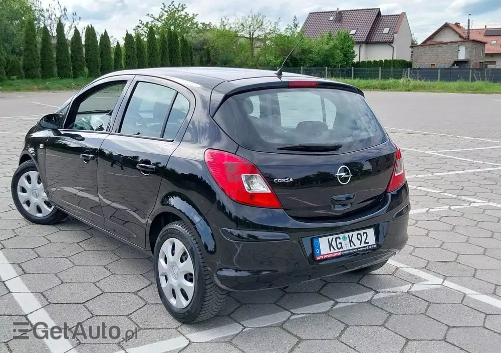 OPEL Corsa 1.2 16V Essentia