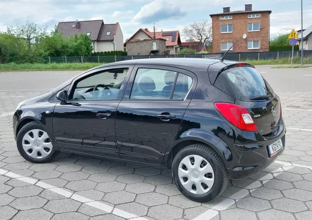 OPEL Corsa 1.2 16V Essentia