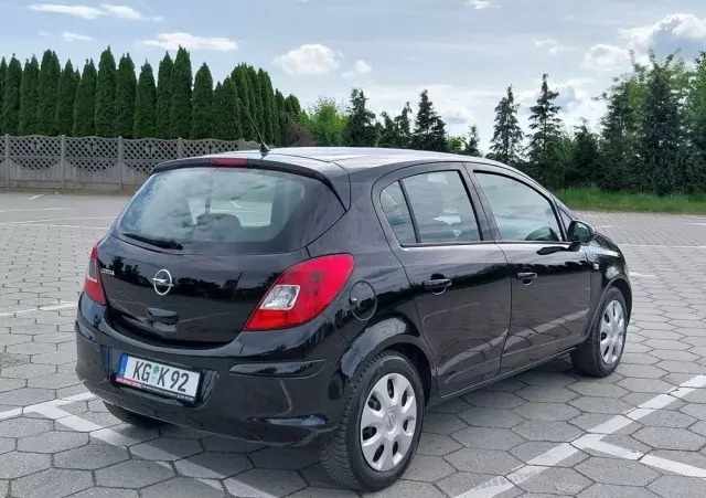 OPEL Corsa 1.2 16V Essentia