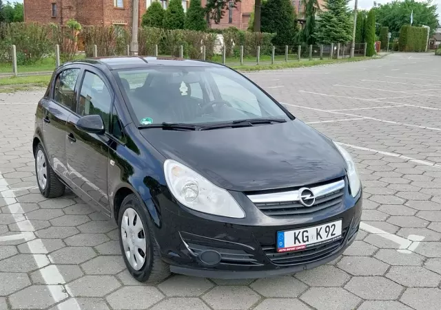 OPEL Corsa 1.2 16V Essentia