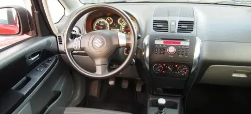 SUZUKI SX4 
