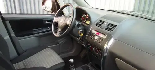 SUZUKI SX4 