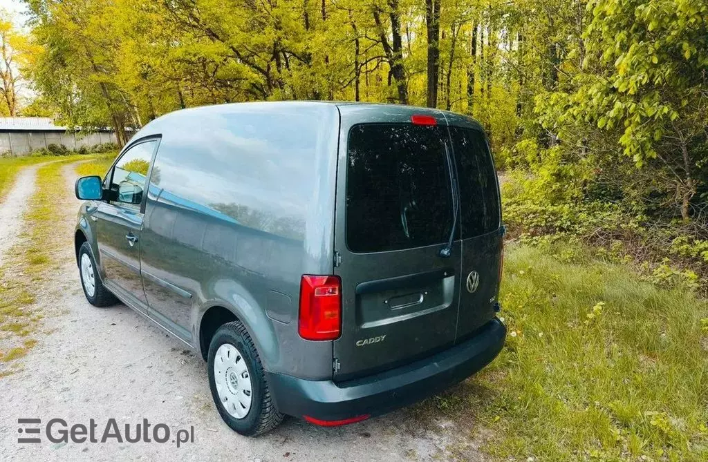 VOLKSWAGEN Caddy 
