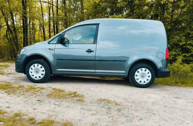 VOLKSWAGEN Caddy 