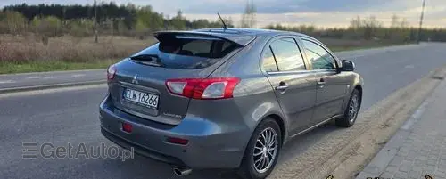 MITSUBISHI Lancer 