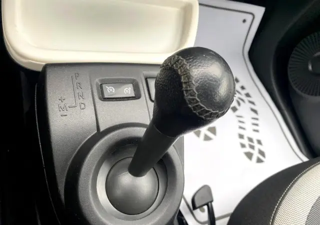 RENAULT Twingo ENERGY TCe 90 EDC Luxe