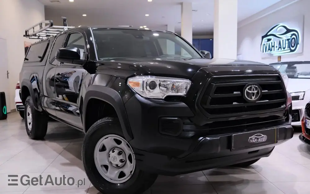 TOYOTA Tacoma 