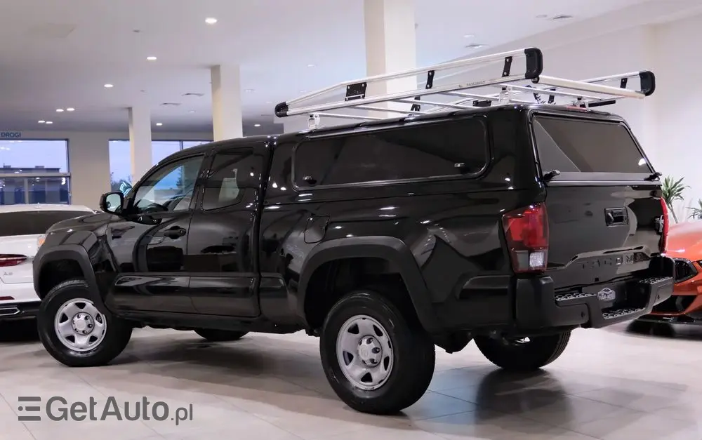TOYOTA Tacoma 