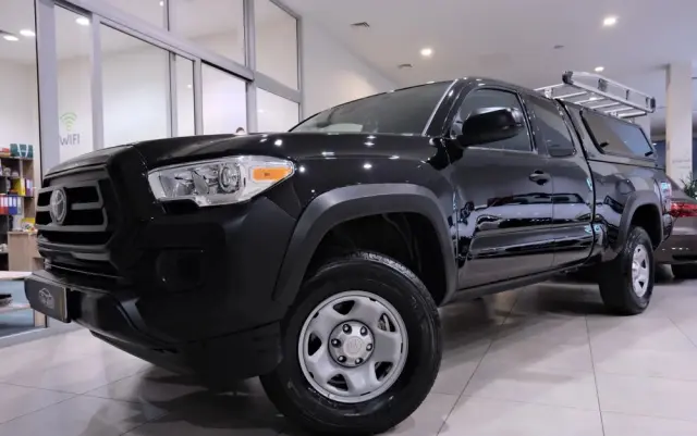 TOYOTA Tacoma 