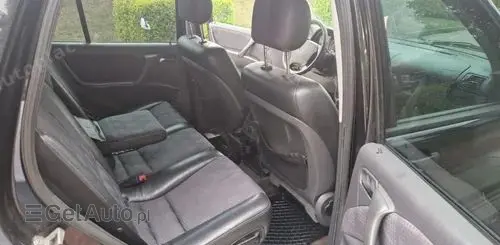 MERCEDES-BENZ ML 