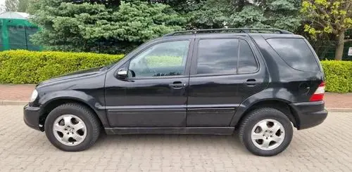 MERCEDES-BENZ ML 