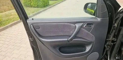 MERCEDES-BENZ ML 