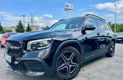 MERCEDES-BENZ GLB 