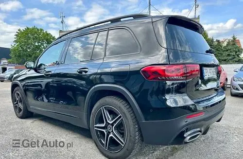 MERCEDES-BENZ GLB 