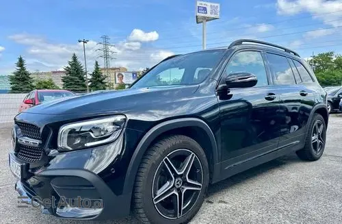 MERCEDES-BENZ GLB 
