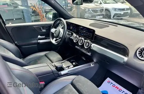 MERCEDES-BENZ GLB 