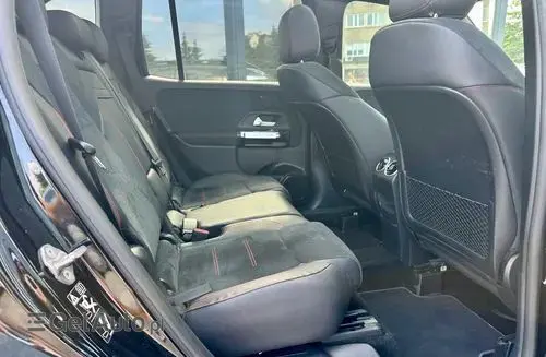 MERCEDES-BENZ GLB 