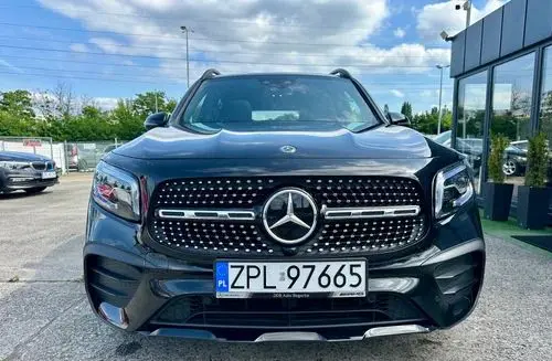MERCEDES-BENZ GLB 