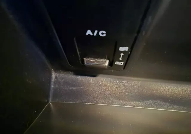 HYUNDAI Ix35 1.7 CRDi Premium 2WD