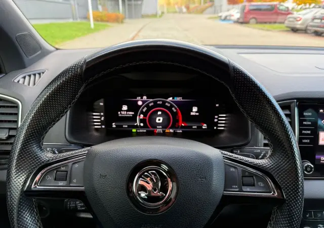 SKODA Karoq 1.5 TSI ACT 4x2 Sportline DSG