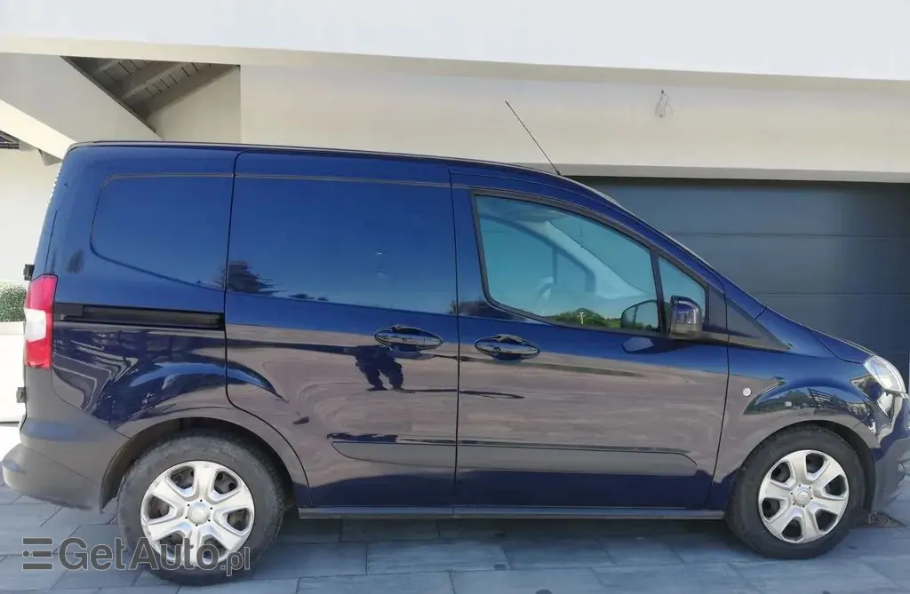 FORD Courier 
