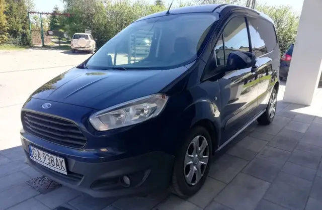 FORD Courier 