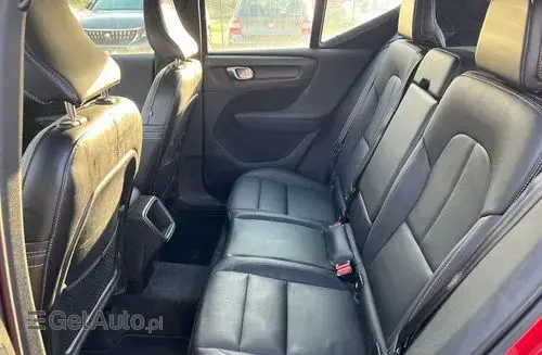VOLVO Xc 40 