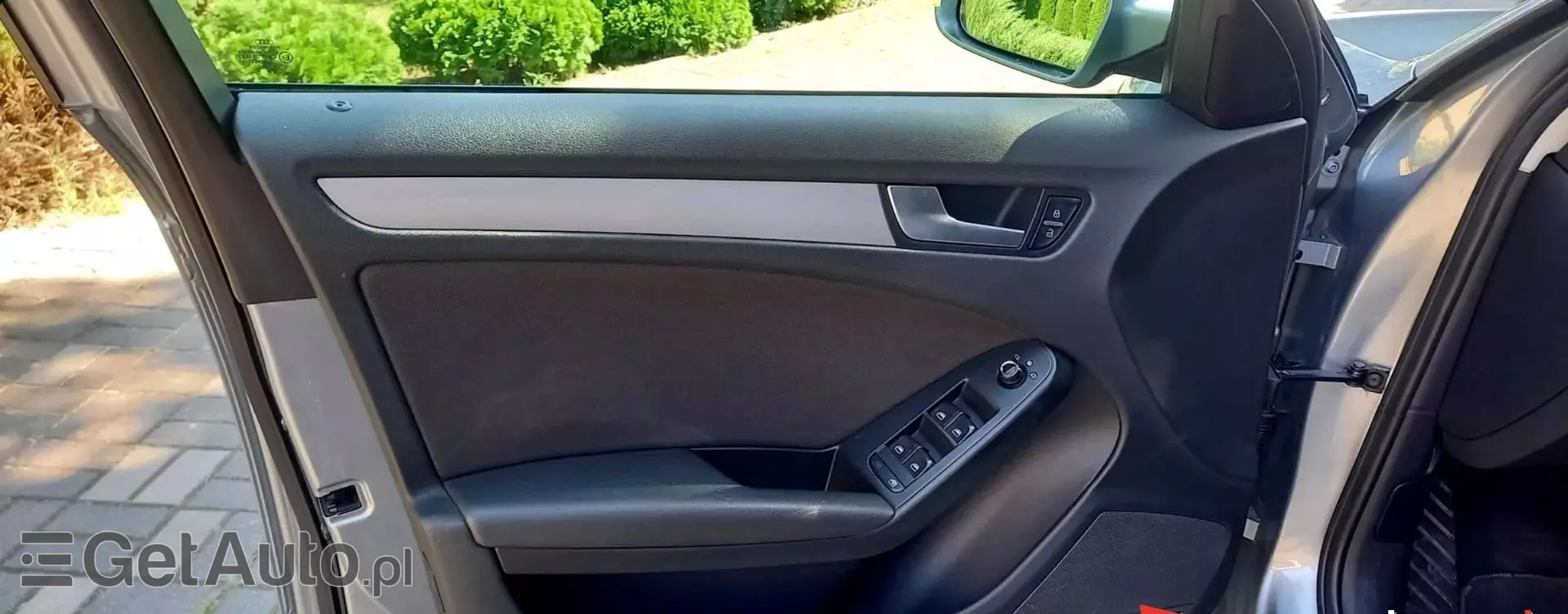 AUDI A4 2.0 TDI (143 KM)