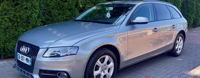 AUDI A4 2.0 TDI (143 KM)
