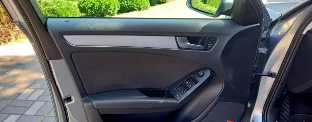 AUDI A4 2.0 TDI (143 KM)