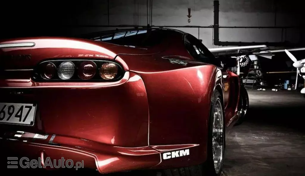 TOYOTA Supra 