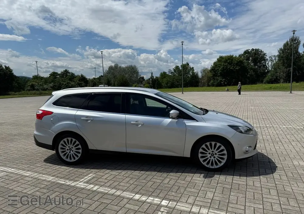 FORD Focus 1.0 EcoBoost Start-Stopp-System Titanium