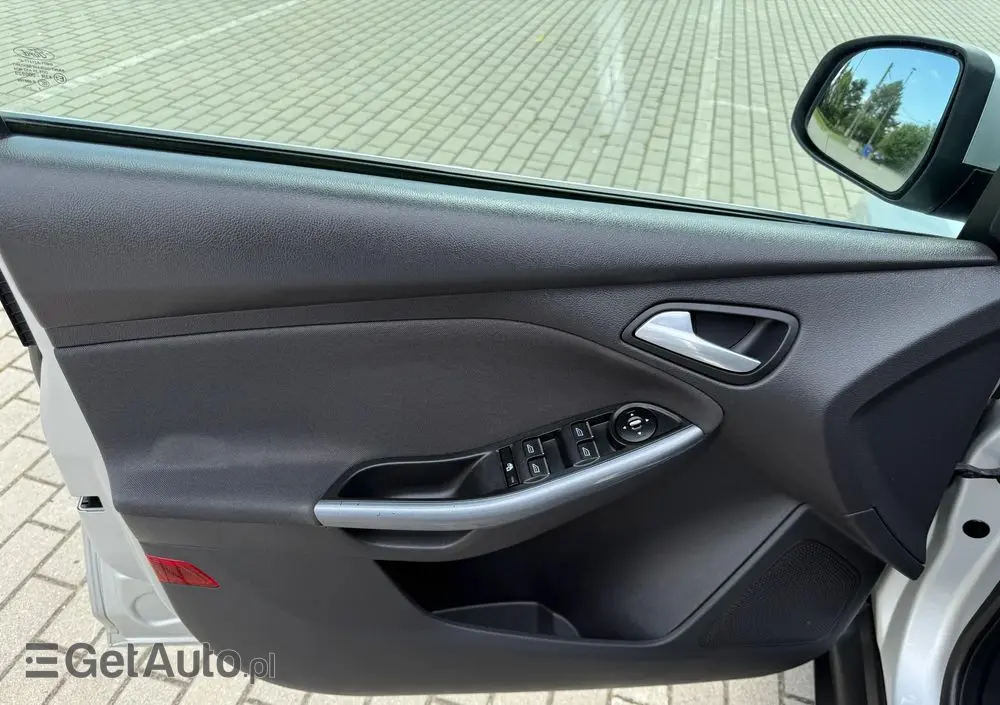 FORD Focus 1.0 EcoBoost Start-Stopp-System Titanium